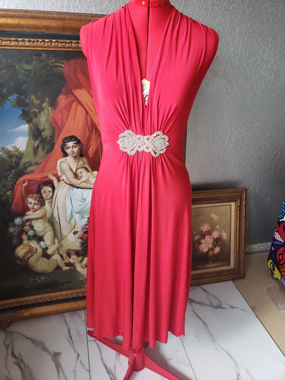 Elegant Sleeveless Midi Dress with Jeweled Waist in Coral Pink